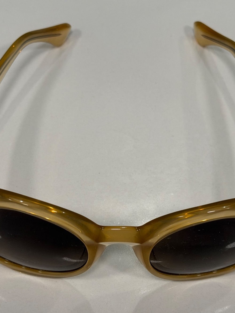 Sunglasses - Picture 2 of 5